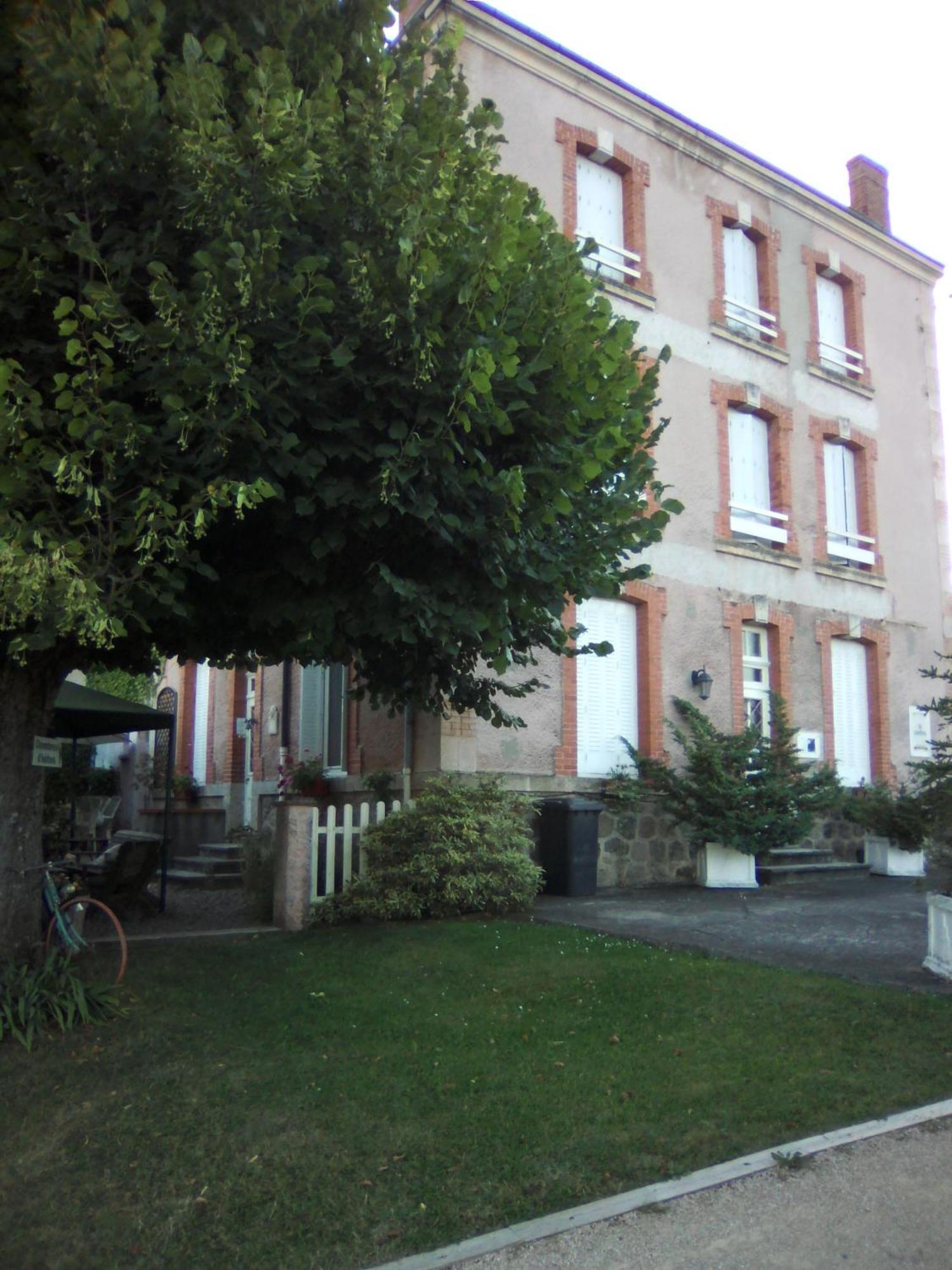Bed and Breakfast la Ganse Blanche à Usson-en-Forez Extérieur photo